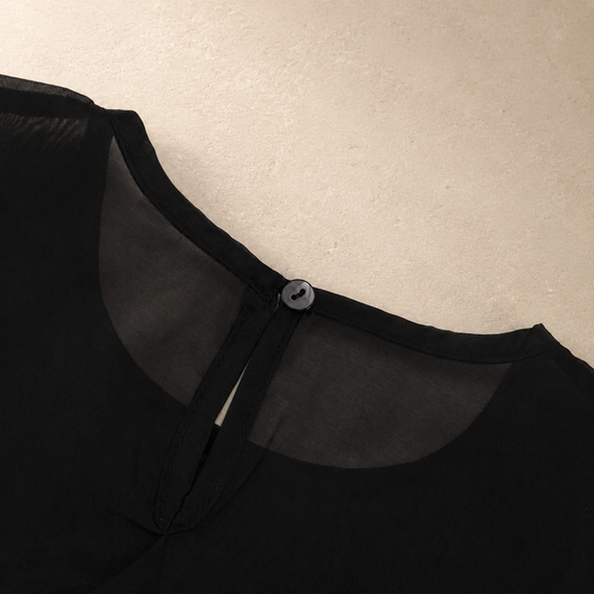 Top SARA noir drapé — vue 2 studio beige