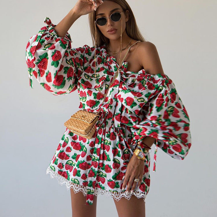 Early Autumn Sexy Sexy Strawberry Printed Dress Waist Trimming Shoulder Long Sleeve A line Dress