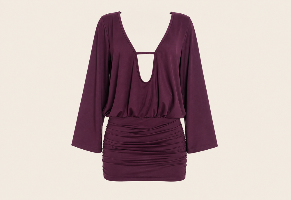 Robe courte ajustée à col V